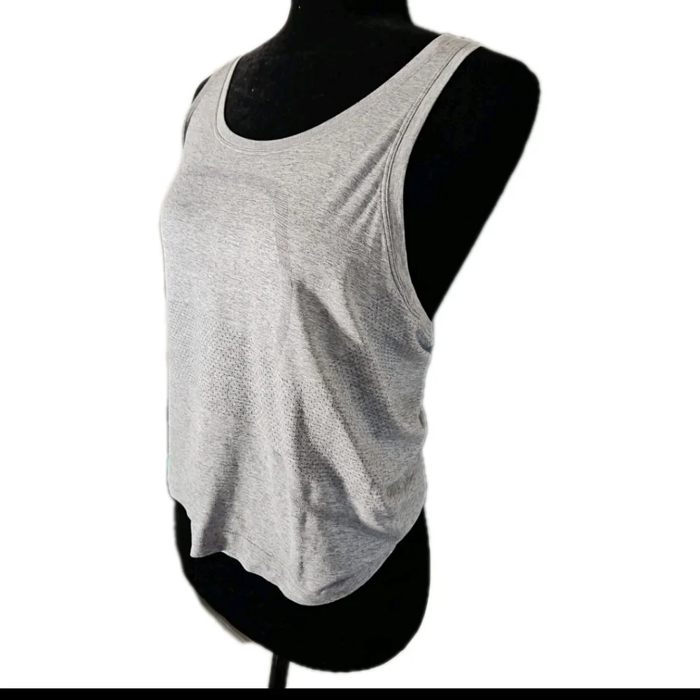 Lululemon Womens Gray Swiftly Tech Racerback Workout Running Tank Top 2.0 8